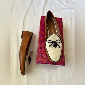 Tory Burch Tan and Cream Loafers with Bow Accent Size 7